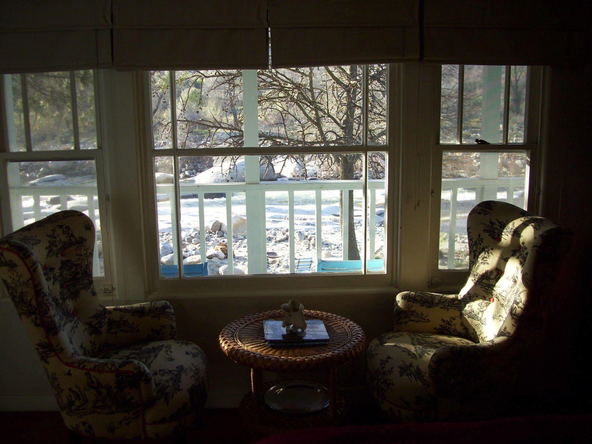 Rio Sierra Riverhouse Three Rivers Exterior photo