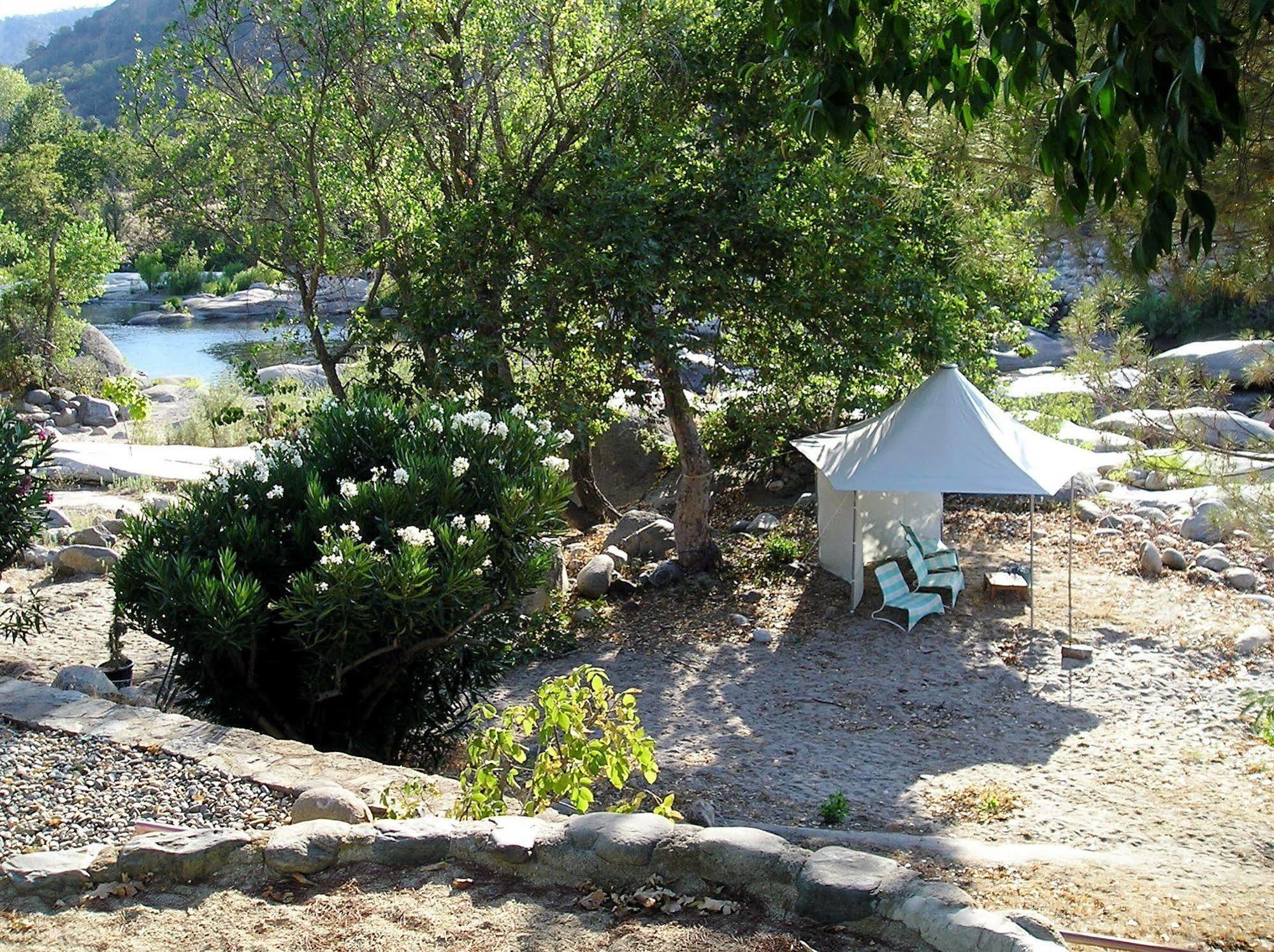 Rio Sierra Riverhouse Three Rivers Exterior photo